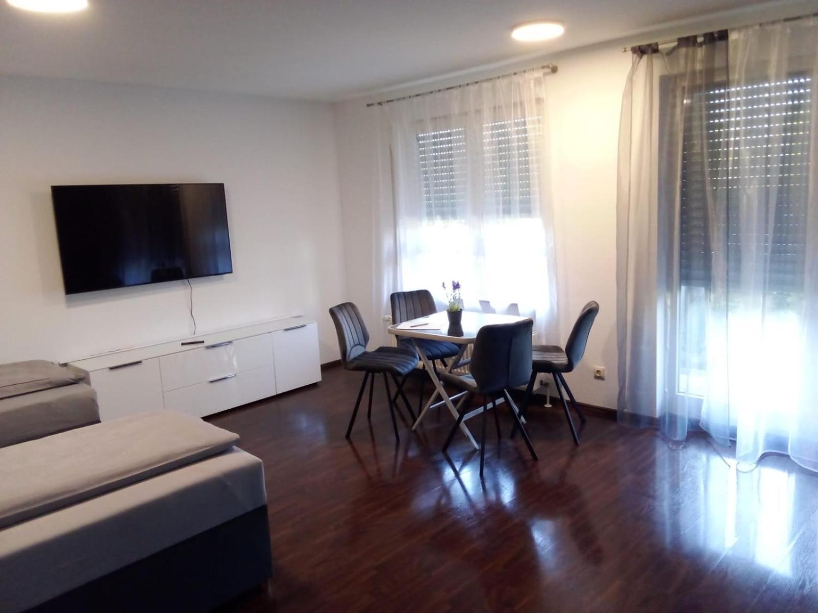 Apartment Metzingen City Exterior foto